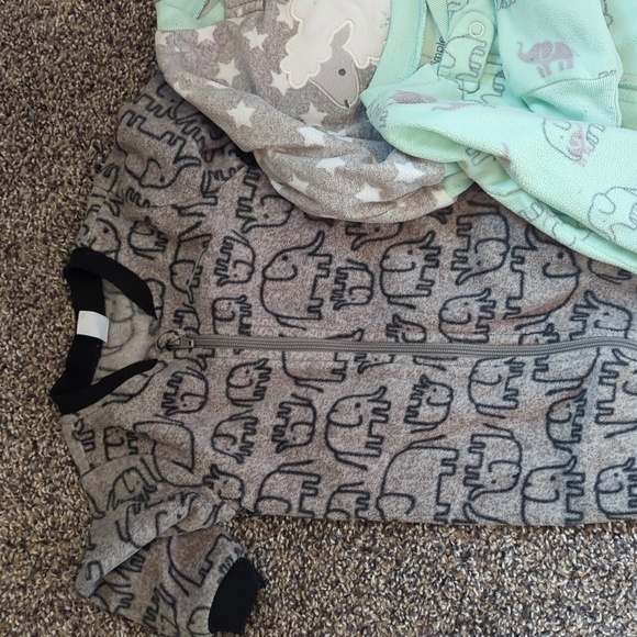 Baby Cozy Bundle Fleece Footies & Bear Ear Onesies W/Hoods 3-6 Mo Mixed 8 pc Lot - Picture 4 of 13